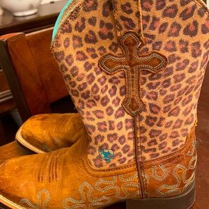 Ariat Boots for Girls